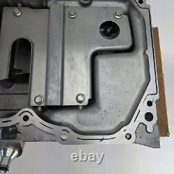 GENUINE Ford Focus CMax 1.8 2.0 Engine Oil Pan Sump 1358781