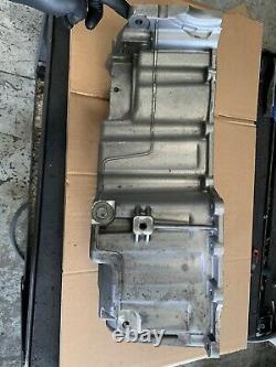 Land Rover/Jaguar 2.0 Turbo diesel Ingenium Oil Sump Pan (204DT) (AJ200)