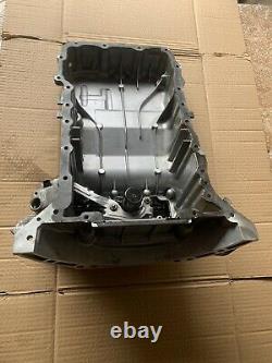 Mercedes C200 W205 Petrol 1991cc Engine Oil Sump Pan Genuine 2014-2020